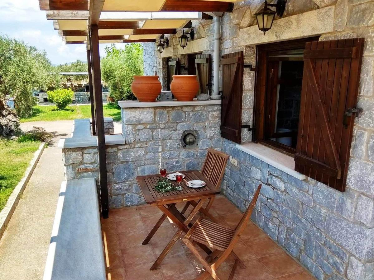 Atha-Tina:Traditional Stone Homes アイオス・ニコラオス エクステリア 写真