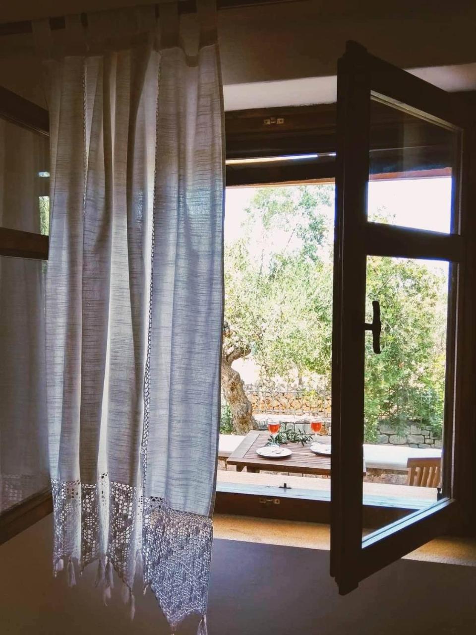 Atha-Tina:Traditional Stone Homes アイオス・ニコラオス エクステリア 写真
