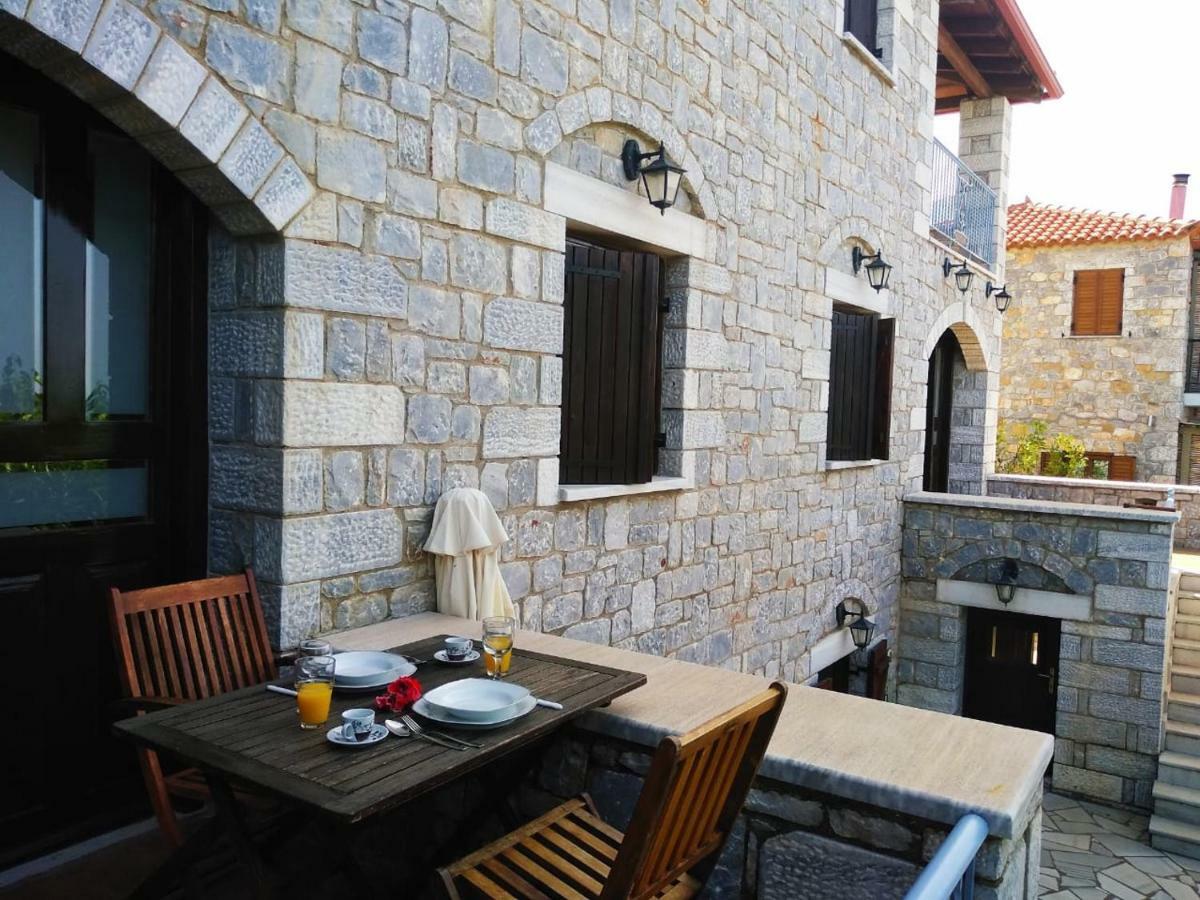 Atha-Tina:Traditional Stone Homes アイオス・ニコラオス エクステリア 写真